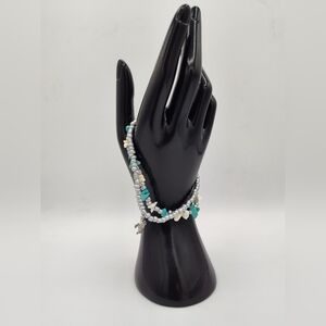 Beautiful Silver and Turquoise Beaded Bracelet With Silvertone Feather Charm